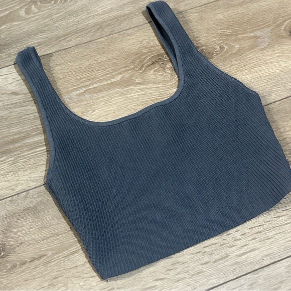 Aritzia Babaton Sculpt Knit Squareneck Cropped Tank in Dark Gray - Picture 2 of 7